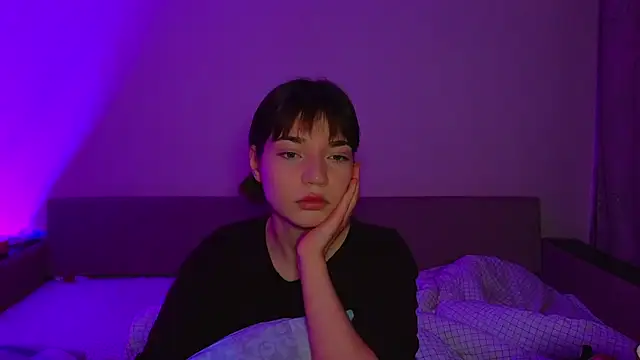 CassJonn online show from October 2025 05:09:02 PM