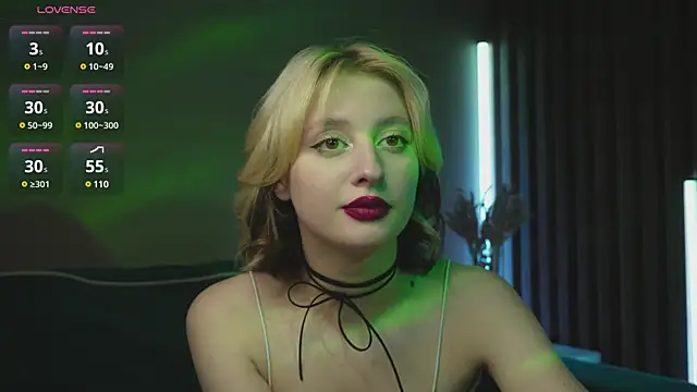 milasmiu online show from February 2025 09:21:02 PM