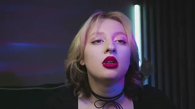 milasmiu online show from February 2025 06:17:02 PM