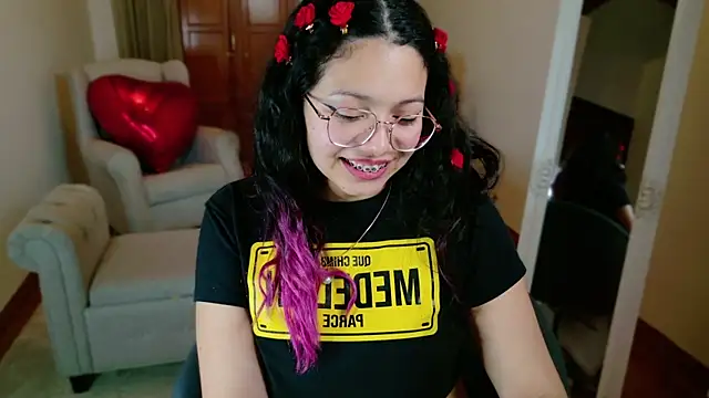 Snapshot of SelenaBlumX chatting on February 2025 09:12:01 PM SelenaBlumX online show from February 2025 09:12:01 PM