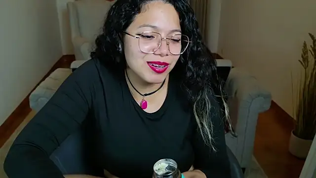 Snapshot of SelenaBlumX chatting on September 2025 08:29:01 PM SelenaBlumX online show from September 2025 08:29:01 PM