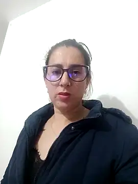 CHARLOTTE 1711 online show from March 2025 05:24:02 AM