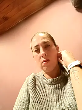 CHARLOTTE 1711 online show from April 2026 03:07:02 AM