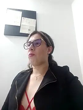 CHARLOTTE 1711 online show from February 2025 01:25:02 AM