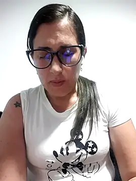 CHARLOTTE 1711 online show from October 2025 03:44:01 AM