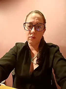 CHARLOTTE 1711 online show from April 2026 02:47:01 AM