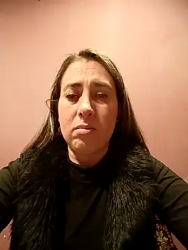 Snapshot of CHARLOTTE_1711 chatting on May 2026 03:19:01 AM CHARLOTTE 1711 online show from May 2026 03:19:01 AM