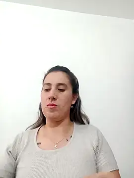 CHARLOTTE 1711 online show from February 2025 10:55:01 PM