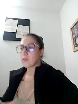 CHARLOTTE 1711 online show from March 2025 03:22:02 AM