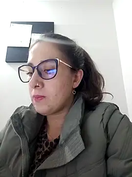 CHARLOTTE 1711 online show from March 2025 03:06:01 AM