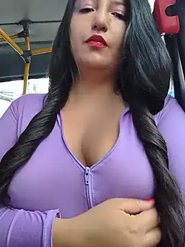 Snapshot of Melyy_Edii chatting on July 2026 10:32:02 PM Melyy Edii online show from July 2026 10:32:02 PM