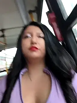 Melyy Edii online show from April 2026 10:16:02 PM