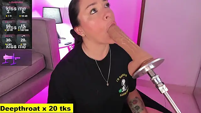 Snapshot of aurora-deepthroat chatting on October 2025 11:44:02 AM aurora-deepthroat online show from October 2025 11:44:02 AM