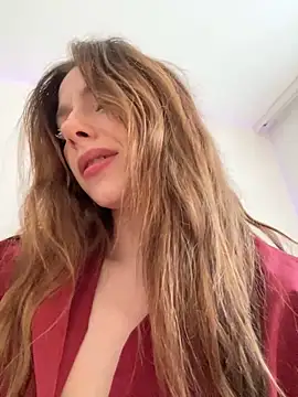 Mary Leaf online show from February 2025 05:37:01 PM