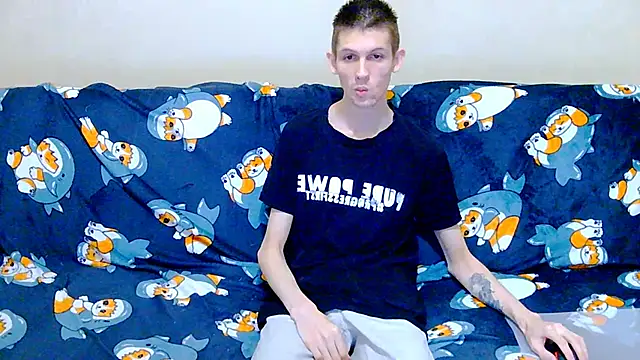 Snapshot of Lester_Broo chatting on December 2025 07:04:01 PM Lester Broo online show from December 2025 07:04:01 PM