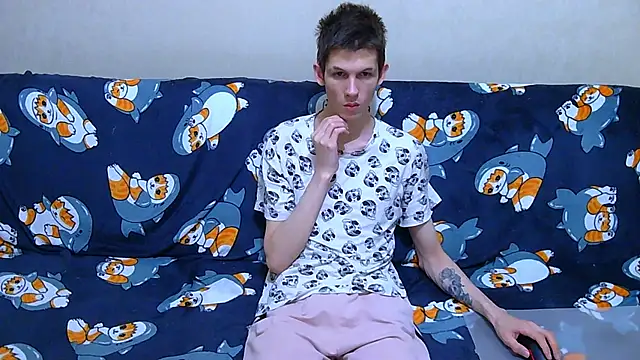 Snapshot of Lester_Broo chatting on June 2026 03:04:01 AM Lester Broo online show from June 2026 03:04:01 AM