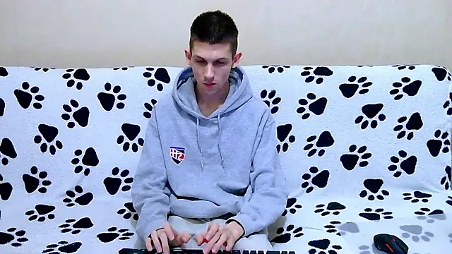 Lester Broo online show from March 2026 08:42:02 PM