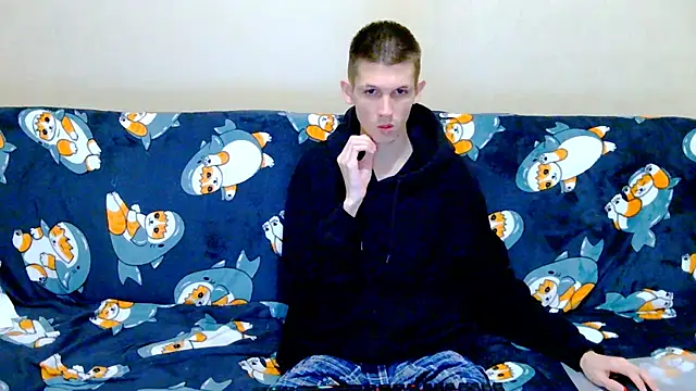 Snapshot of Lester_Broo chatting on October 2025 12:23:02 AM Lester Broo online show from October 2025 12:23:02 AM