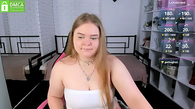 Snapshot of Erica__Alta chatting on March 2025 06:25:02 AM Erica Alta online show from March 2025 06:25:02 AM