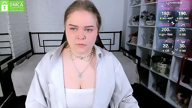 Erica  Alta online show from March 2025 06:26:02 AM