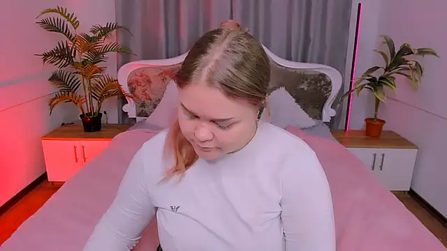 Snapshot of Erica__Alta chatting on December 2025 06:34:02 AM Erica Alta online show from December 2025 06:34:02 AM