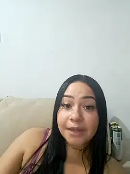 Snapshot of Novinhabonequinha3 chatting on January 2025 10:46:02 PM Novinhabonequinha3 online show from January 2025 10:46:02 PM