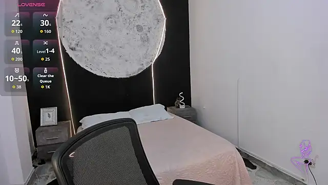BellaaStorm online show from October 2025 07:44:01 PM