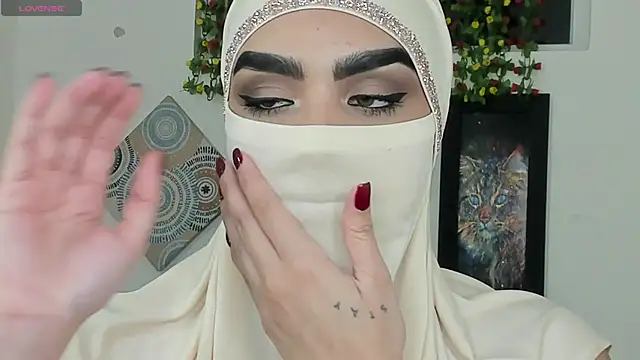 Maissa Alabi online show from November 2025 07:39:02 PM