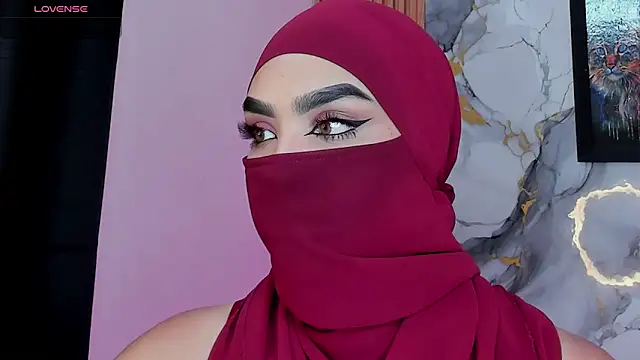 Snapshot of Maissa_Alabi chatting on May 2026 08:04:02 PM Maissa Alabi online show from May 2026 08:04:02 PM