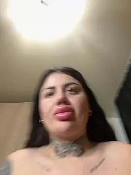 Snapshot of ShadowSweety chatting on May 2026 11:46:01 AM ShadowSweety online show from May 2026 11:46:01 AM