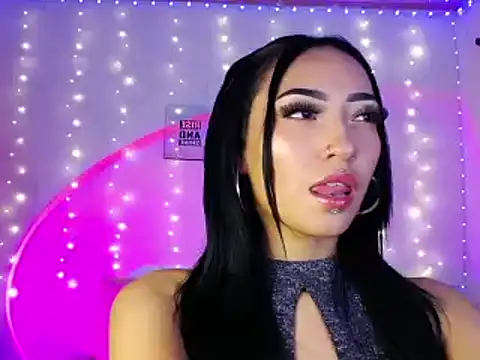 victoria ricci a online show from March 2025 12:58:02 AM