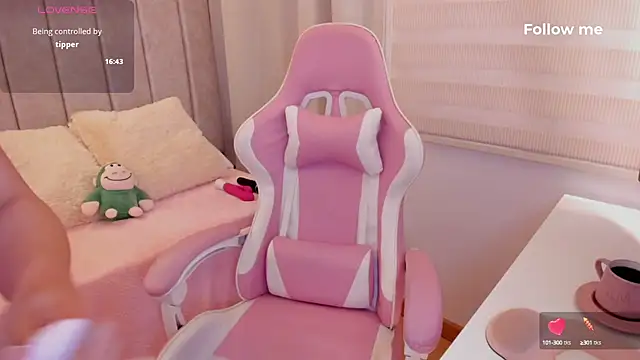 tamy xoo online show from October 2025 05:54:01 PM