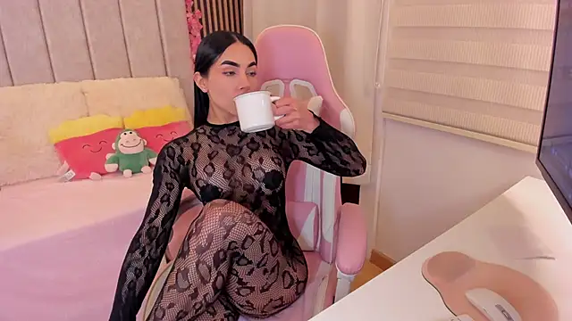 tamy xoo online show from April 2026 06:09:01 PM