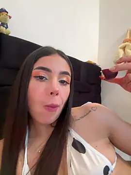 tamy xoo online show from March 2025 12:45:01 AM