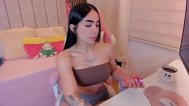 tamy xoo online show from April 2026 06:14:02 PM