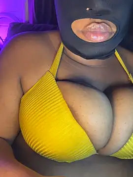 Lilymoonshow online show from May 2026 01:09:02 AM