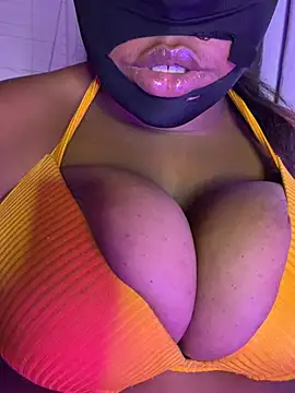 Lilymoonshow online show from March 2026 12:46:01 AM