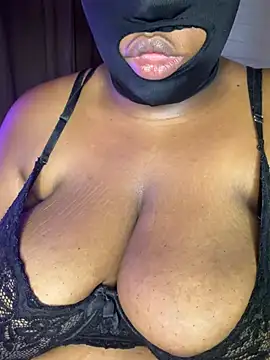 Lilymoonshow online show from March 2026 02:02:02 AM