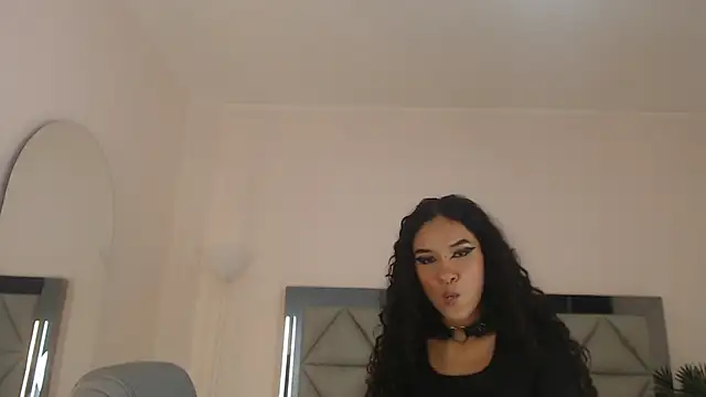 ilitzy cardona online show from January 2026 03:46:01 AM