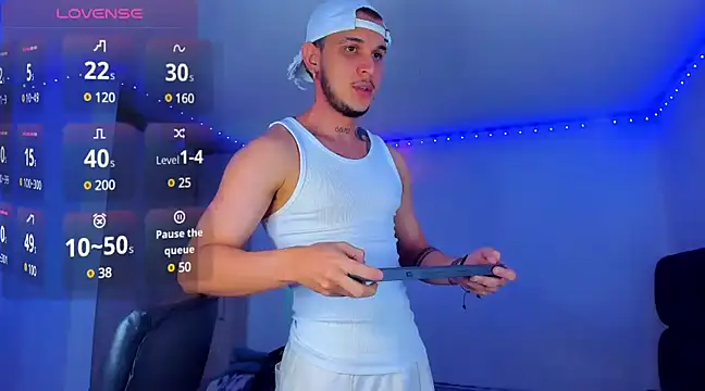 Snapshot of austinoficial chatting on February 2025 04:54:01 AM austinoficial online show from February 2025 04:54:01 AM
