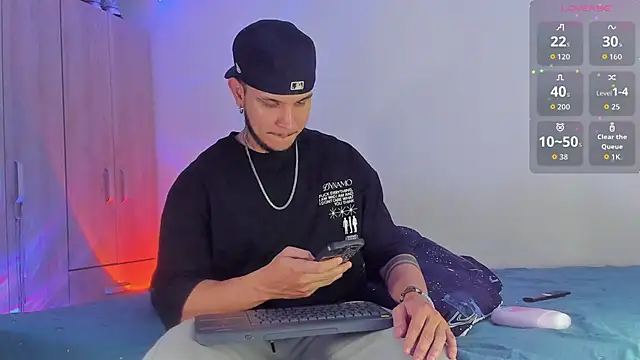 austinoficial online show from November 2025 11:20:01 PM