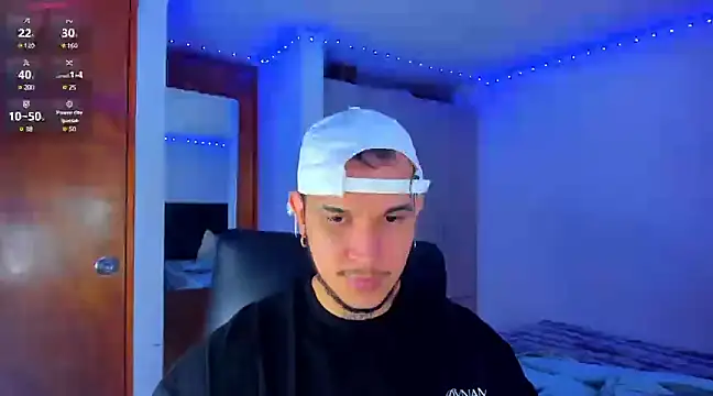 Snapshot of austinoficial chatting on March 2025 02:36:01 AM austinoficial online show from March 2025 02:36:01 AM