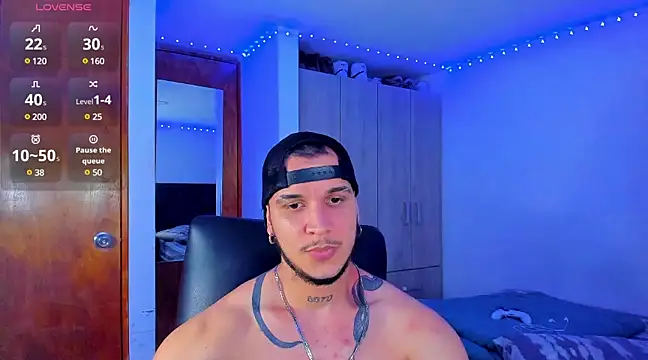 Snapshot of austinoficial chatting on February 2025 08:50:02 AM austinoficial online show from February 2025 08:50:02 AM
