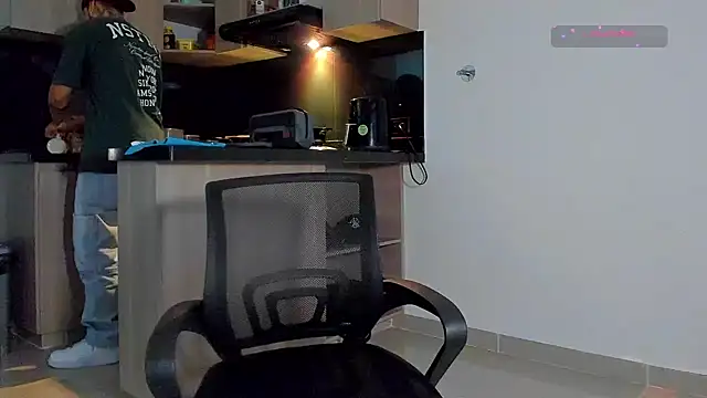 austinoficial online show from March 2026 11:05:01 PM