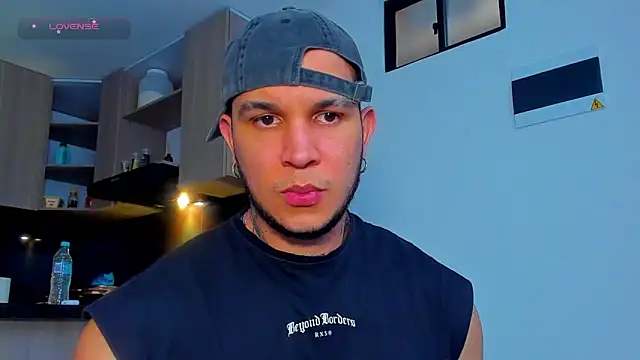 austinoficial online show from May 2026 10:08:02 PM