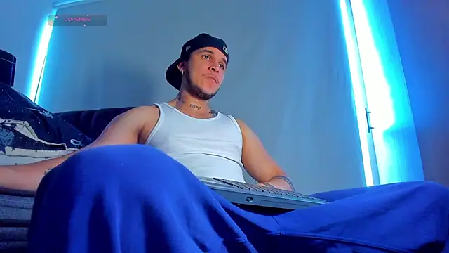 austinoficial online show from July 2026 09:22:01 PM