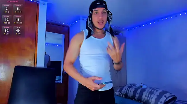 Snapshot of austinoficial chatting on March 2025 01:12:01 AM austinoficial online show from March 2025 01:12:01 AM