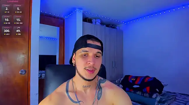 Snapshot of austinoficial chatting on March 2025 08:09:01 AM austinoficial online show from March 2025 08:09:01 AM