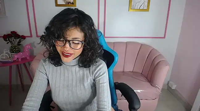 zoe ch  online show from March 2025 09:35:02 PM