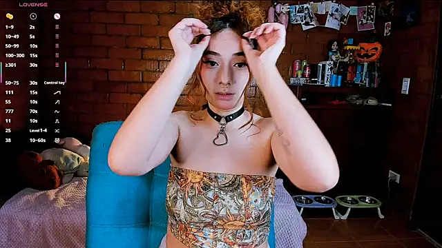 Annycolin  online show from February 2026 10:55:02 PM